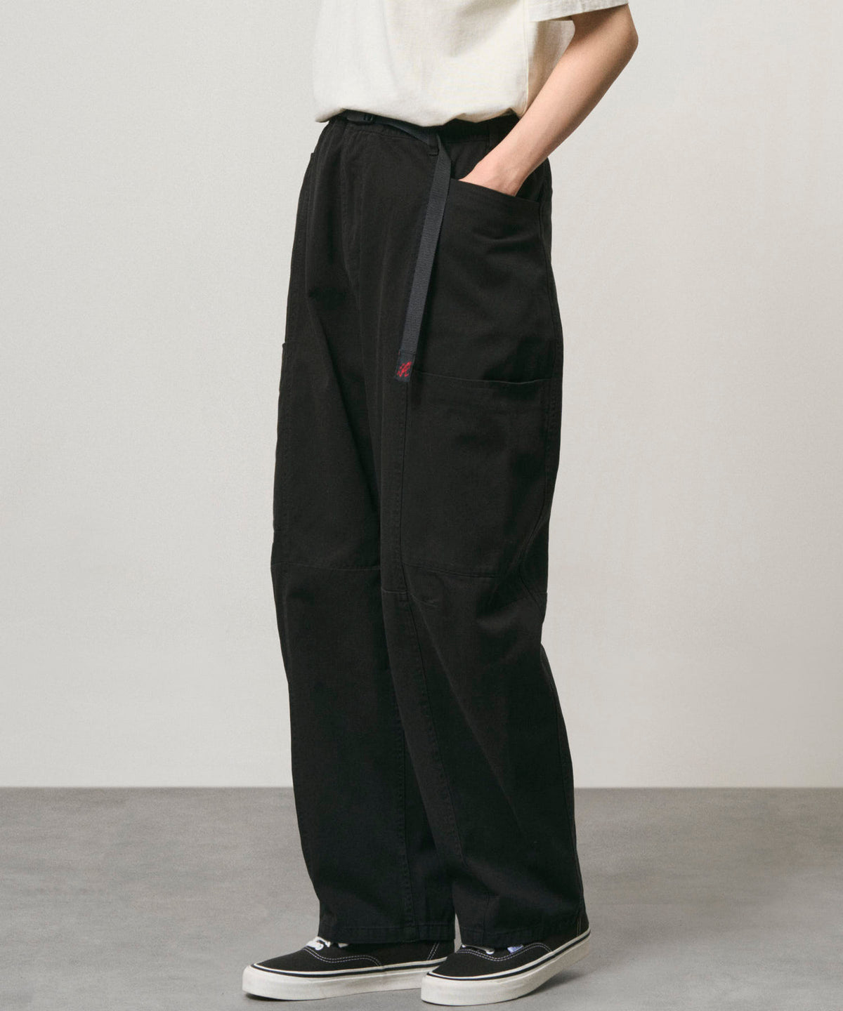 G2SW-P090_BLACK_fitting_W1