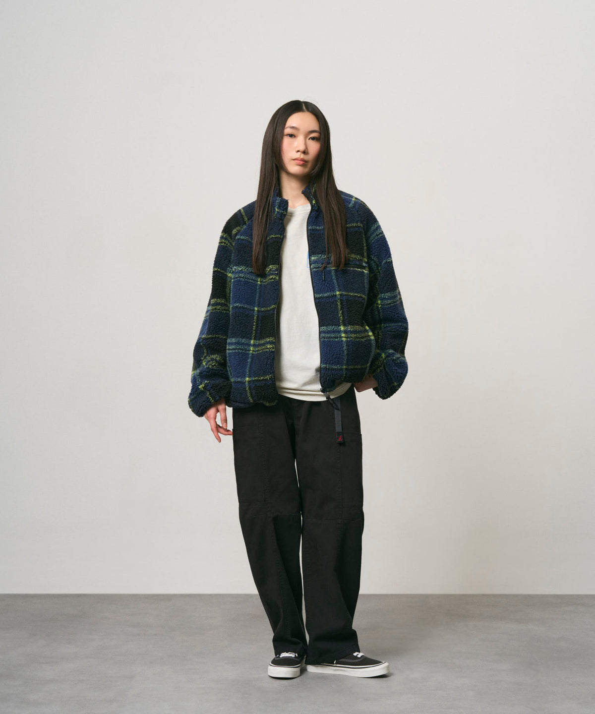 G2SW-P090_BLACK_fitting_W4