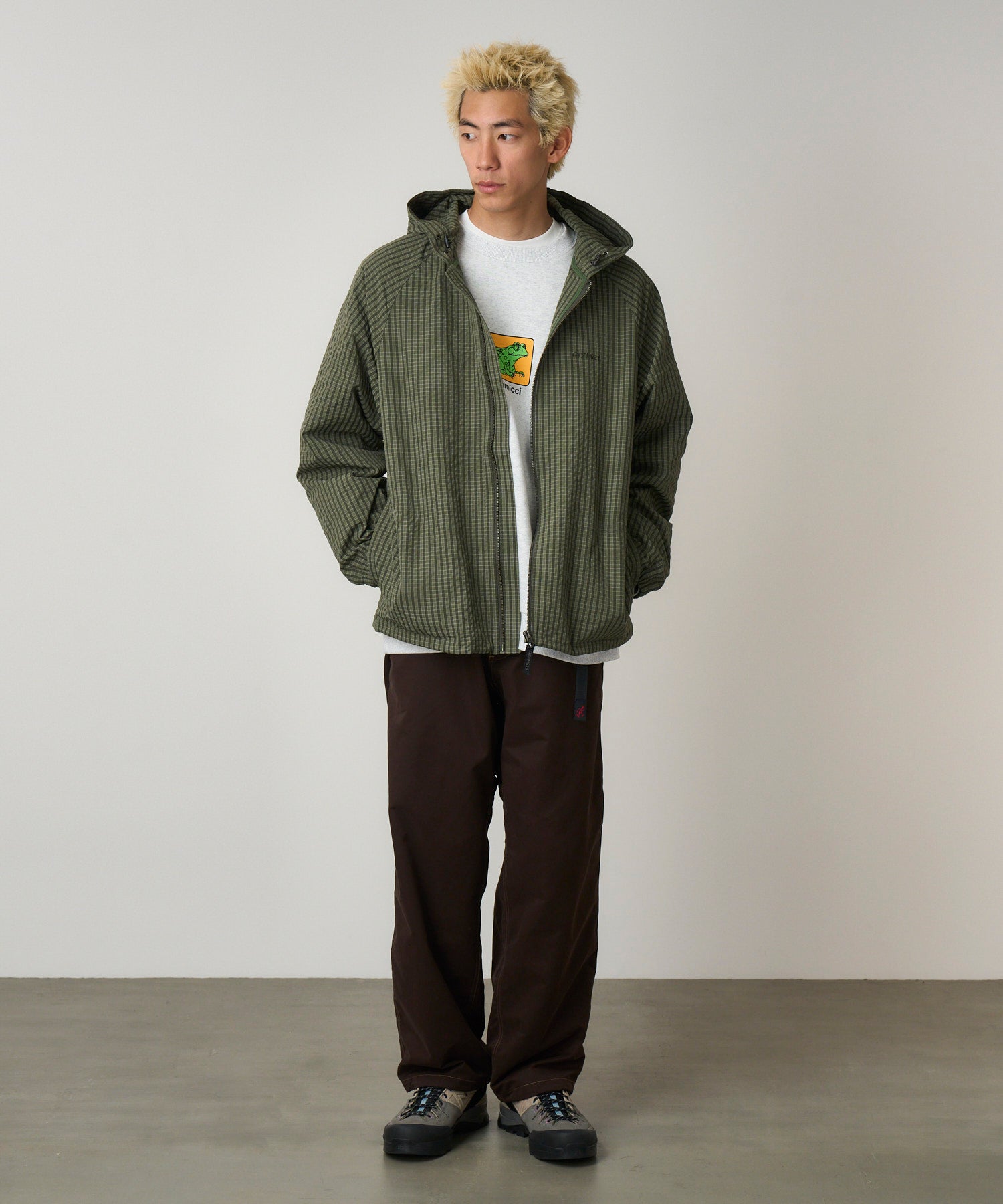 G5FM-J009_OLIVE_fitting_M1