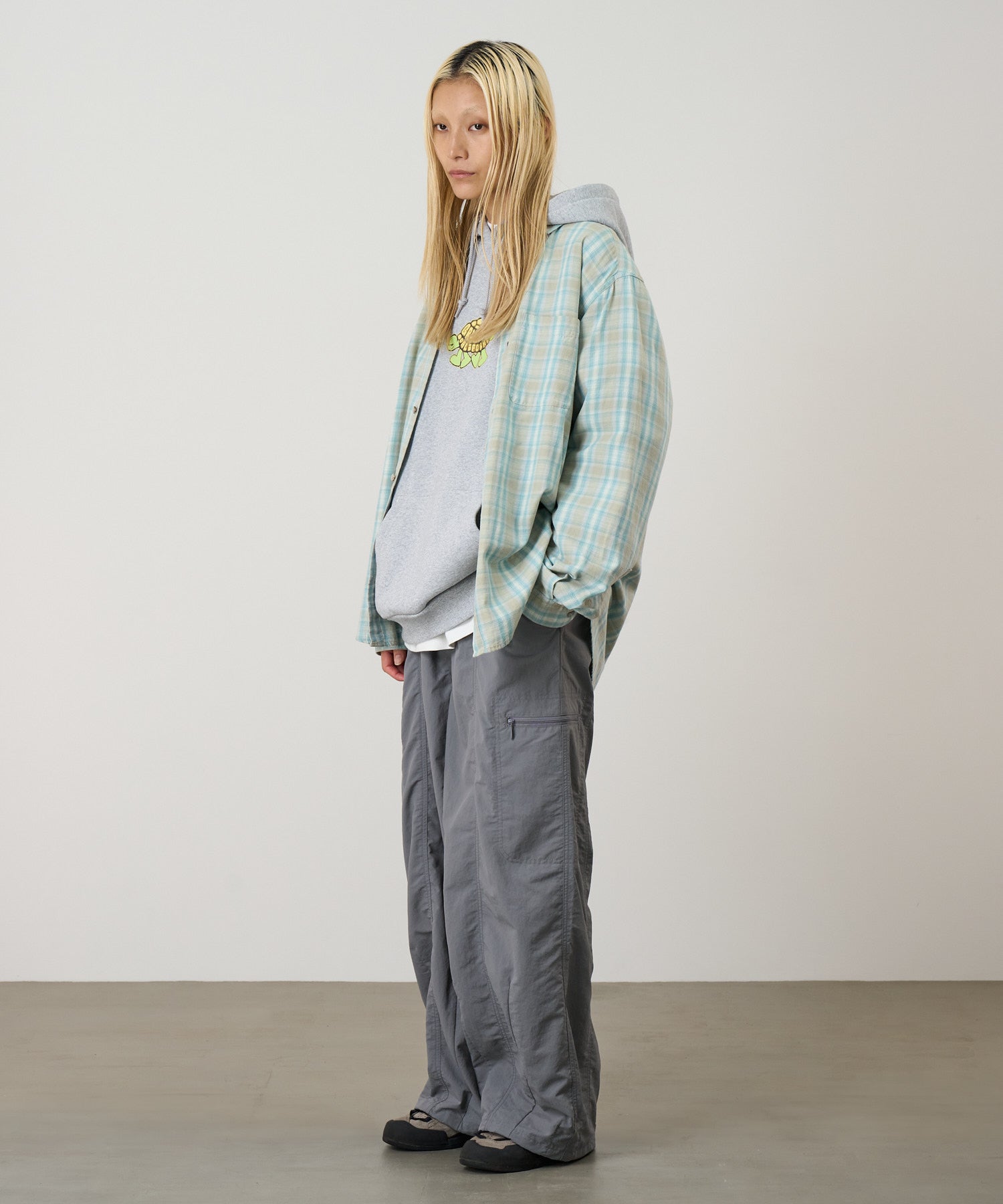 G5FW-P143_GREY_fitting_W2