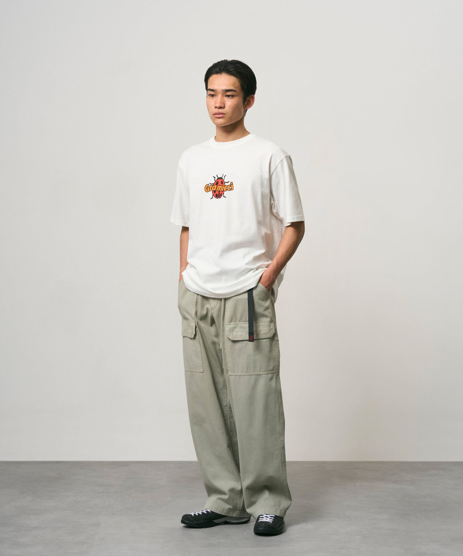 G6FM-T084_WHITE_fitting_M4