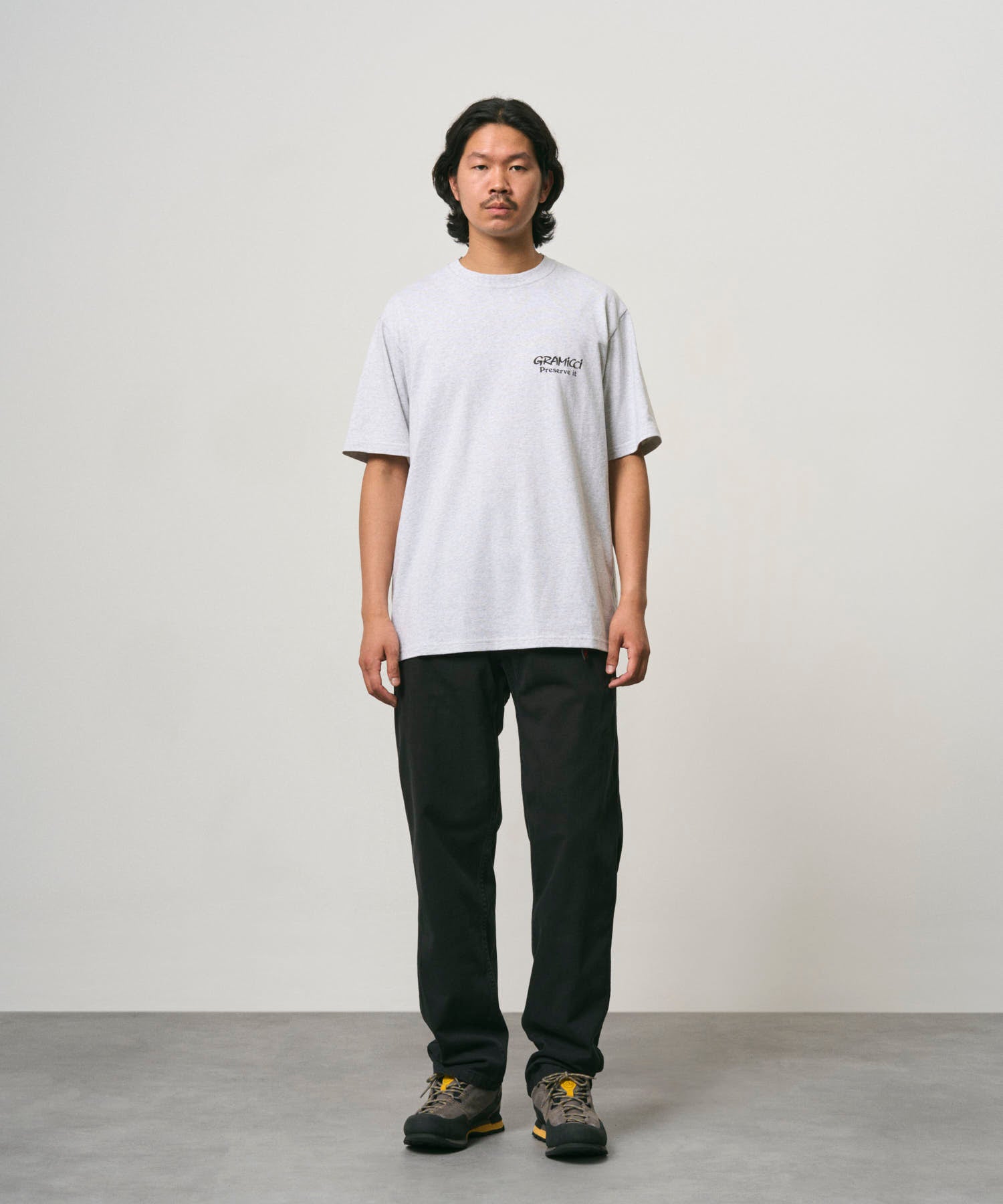 G6FM-T094_ASHGREY_fitting_M1