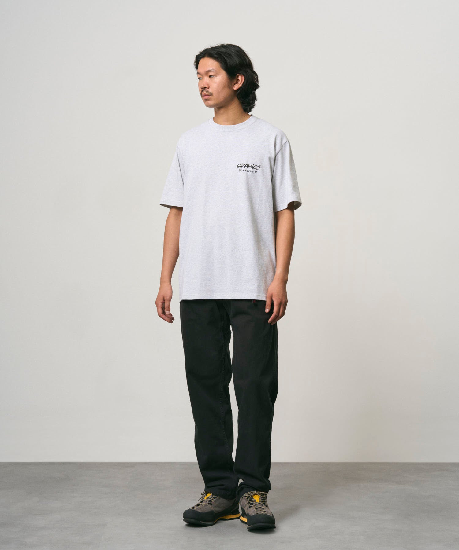 G6FM-T094_ASHGREY_fitting_M2jpg