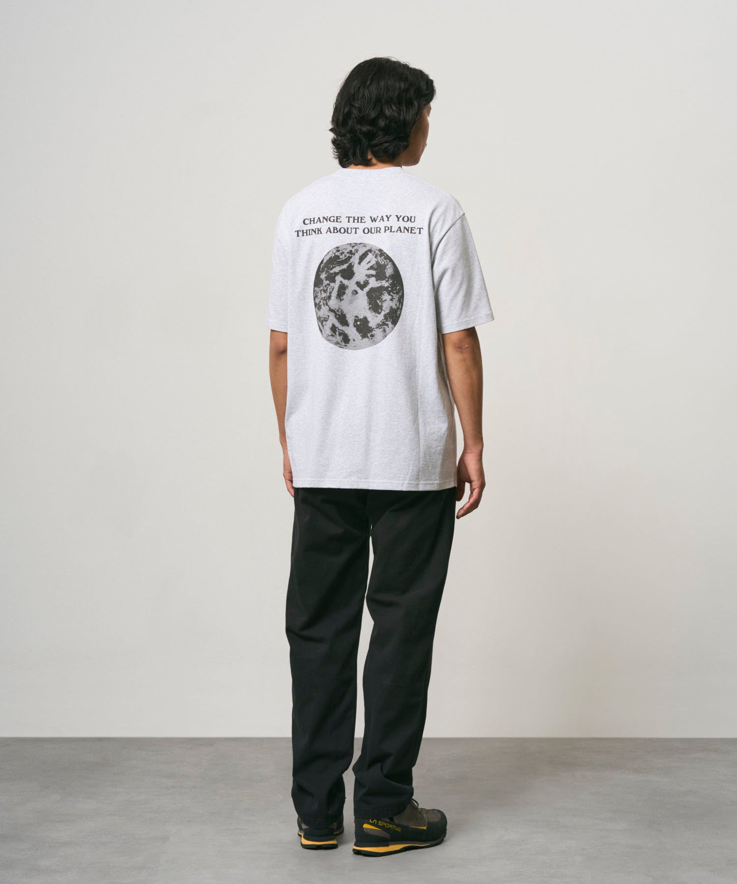G6FM-T094_ASHGREY_fitting_M4jpg