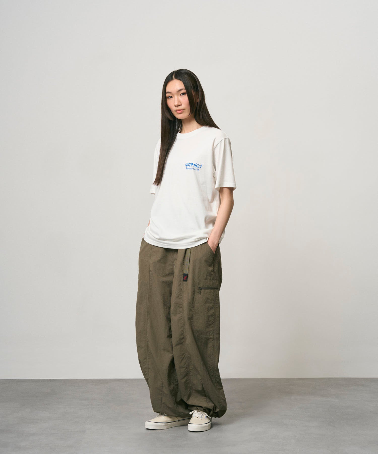G6FM-T094_WHITE_fitting_W1