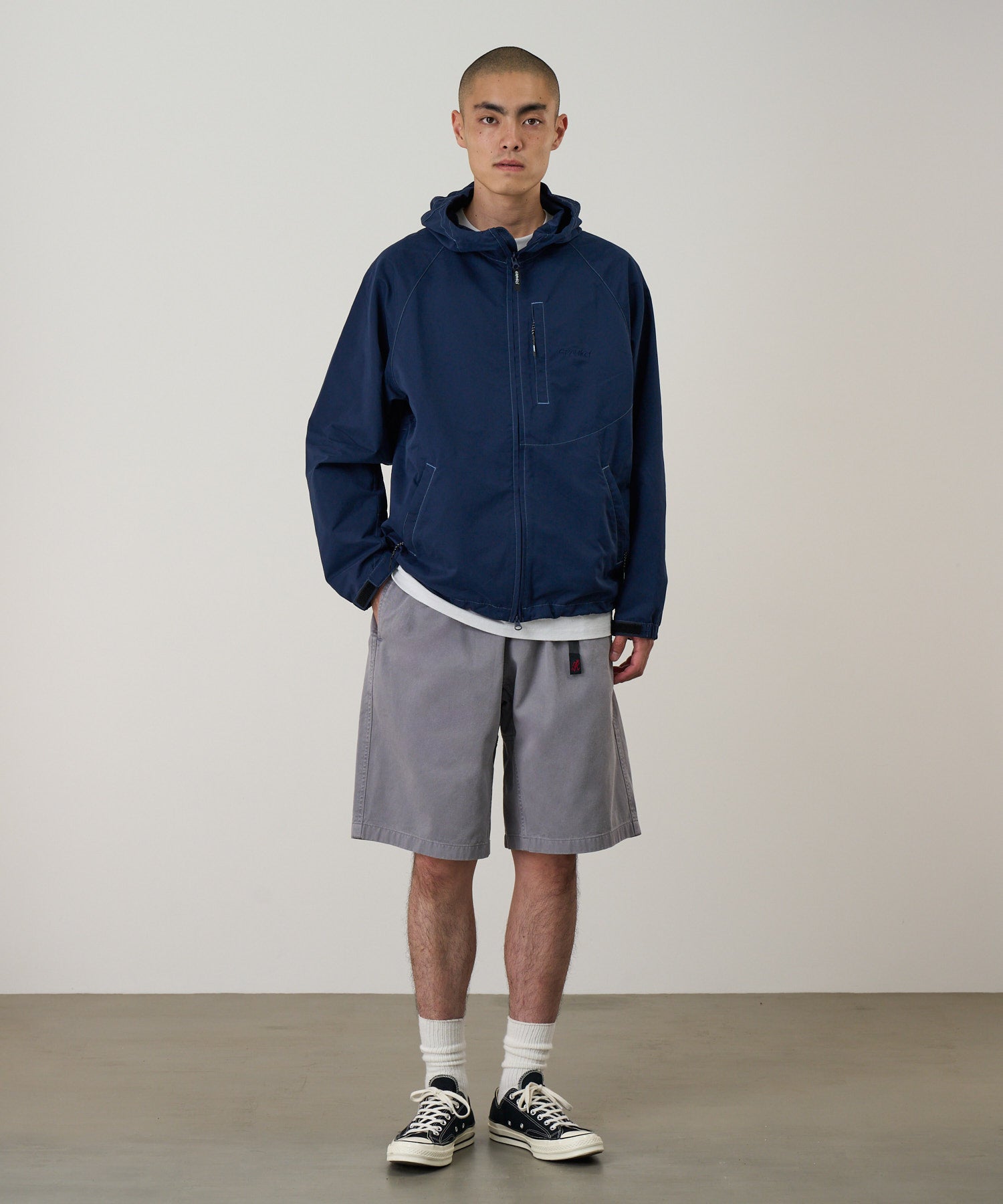 G6SM-P001-D_NATURALDYEDGREY_fitting_M1