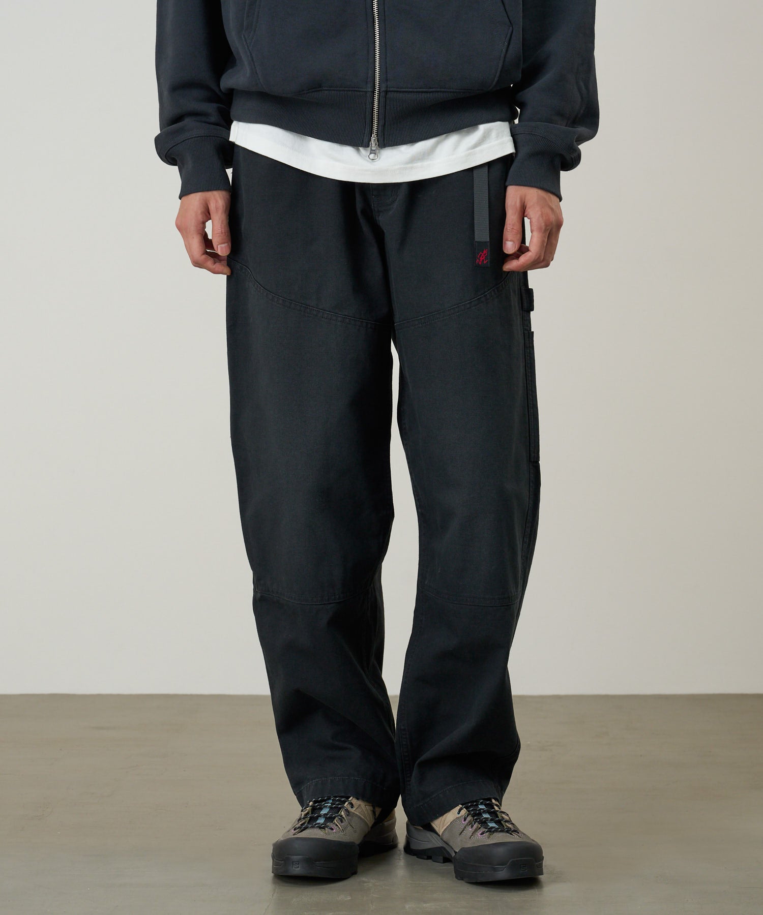 G6SM-P008_BLACK_fitting_M2