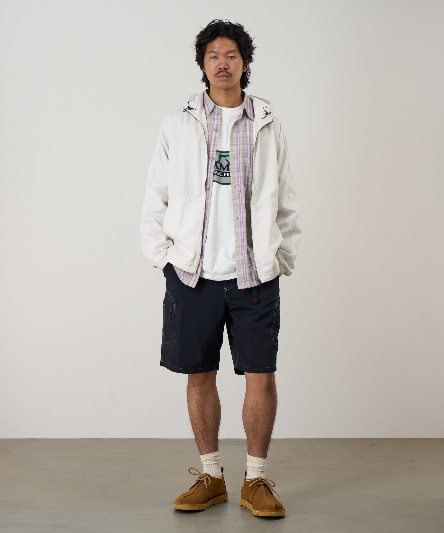 G6SM-P034_BLACK_fitting_M1