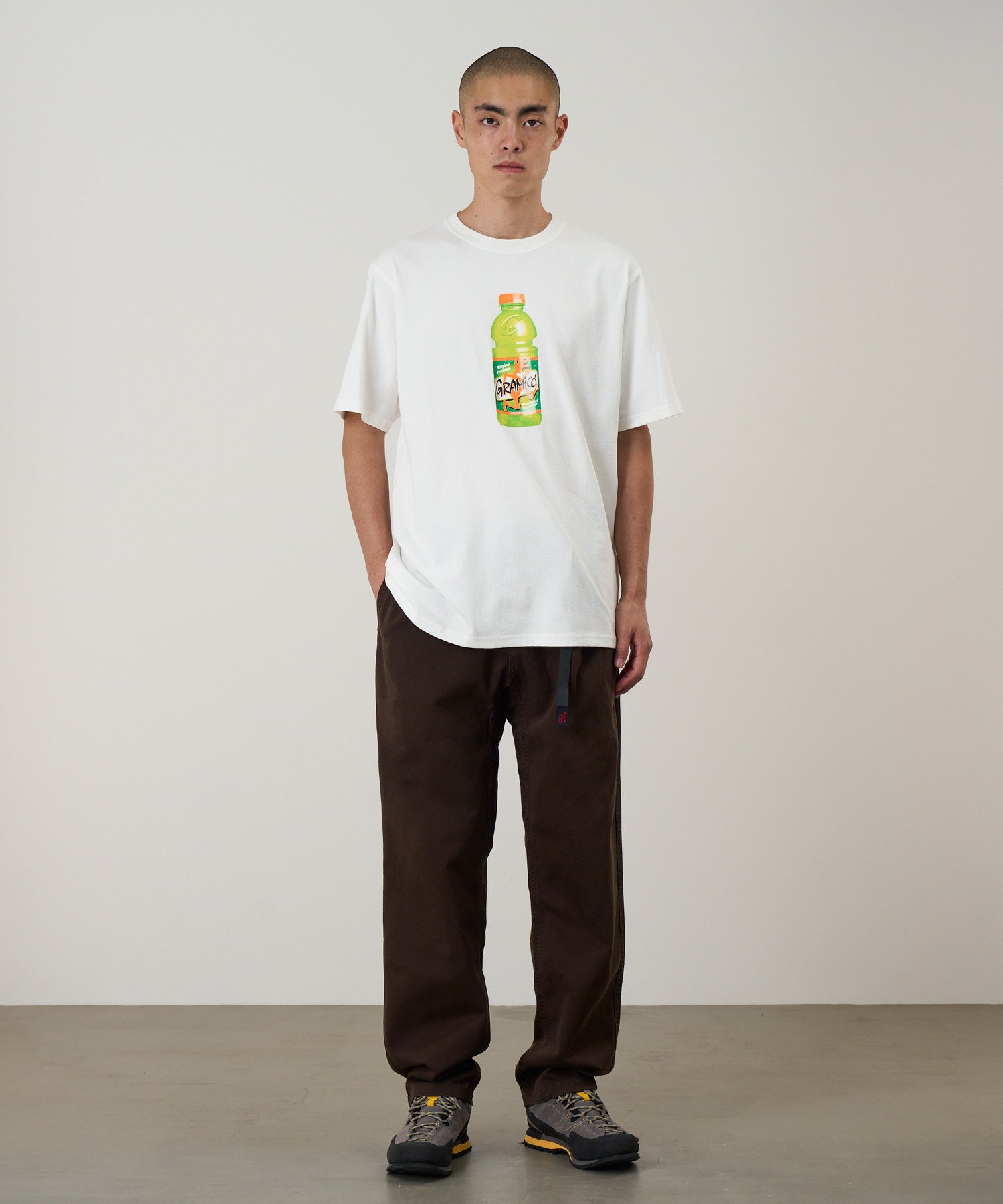 G6SU-T111_WHITE_fitting_M1