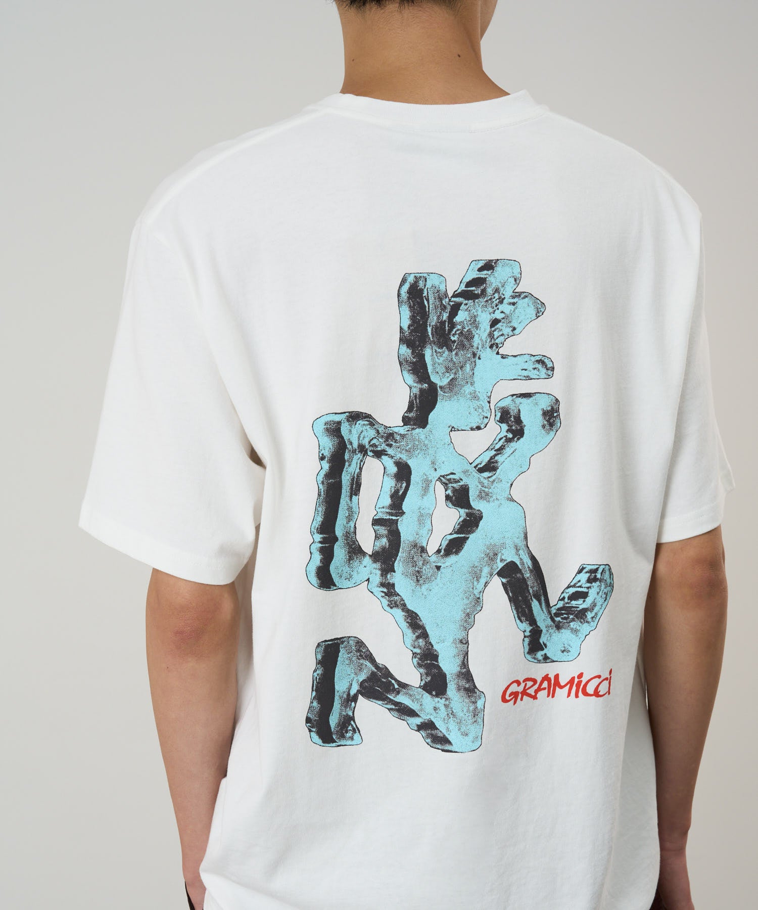 G6SU-T118_WHITE_fitting_M2