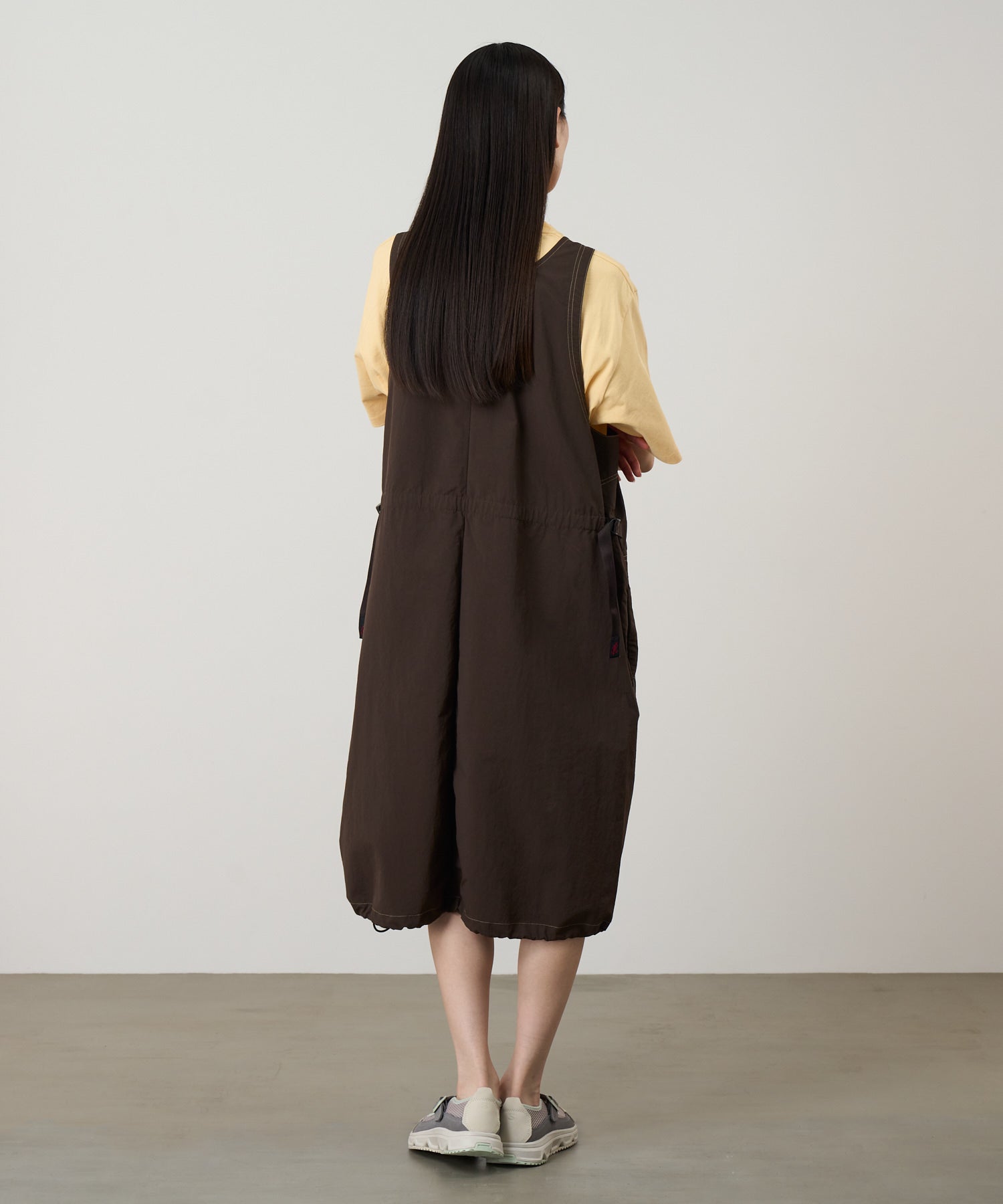 G6SW-J079_CHOCOLATE_fitting_W3