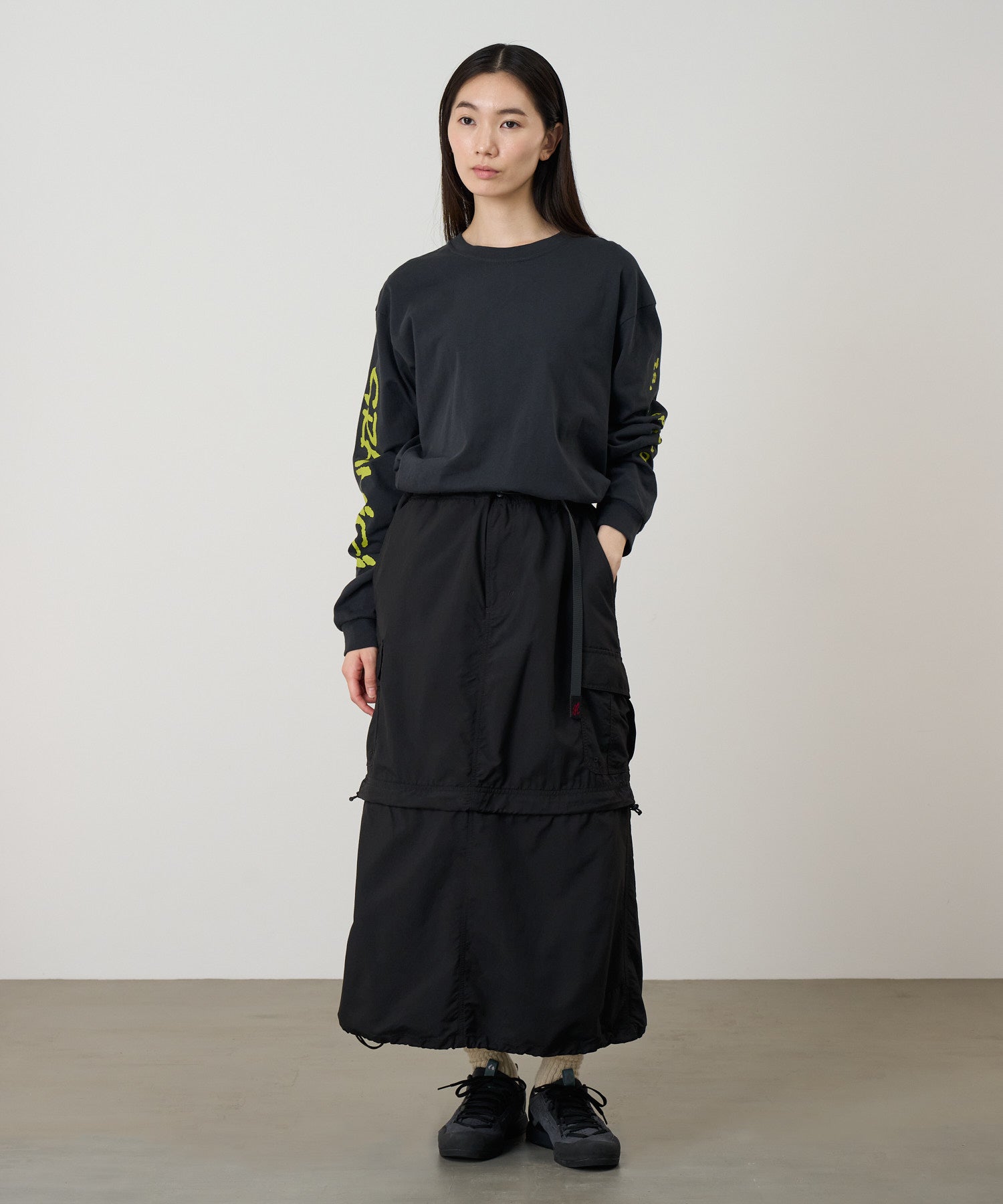 G6SW-SK041_BLACK_fitting_W1