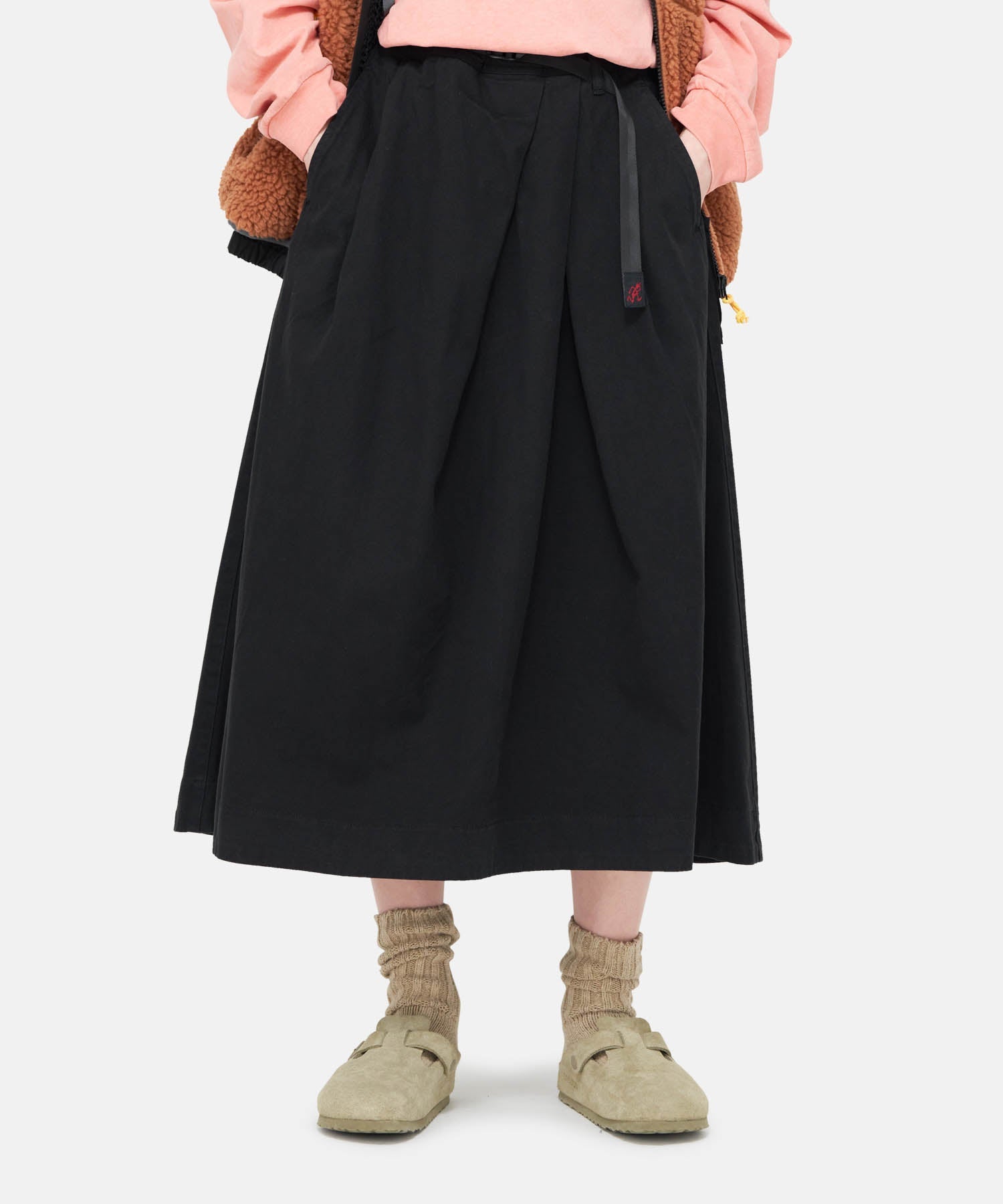 GWSK5-SAU007_BLACK_fitting_W4