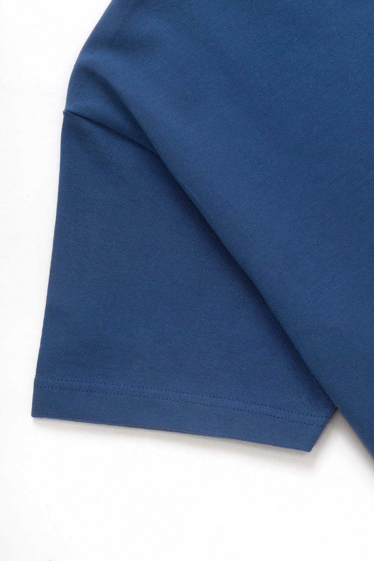 PG002-SuperweightTee-Royal-4