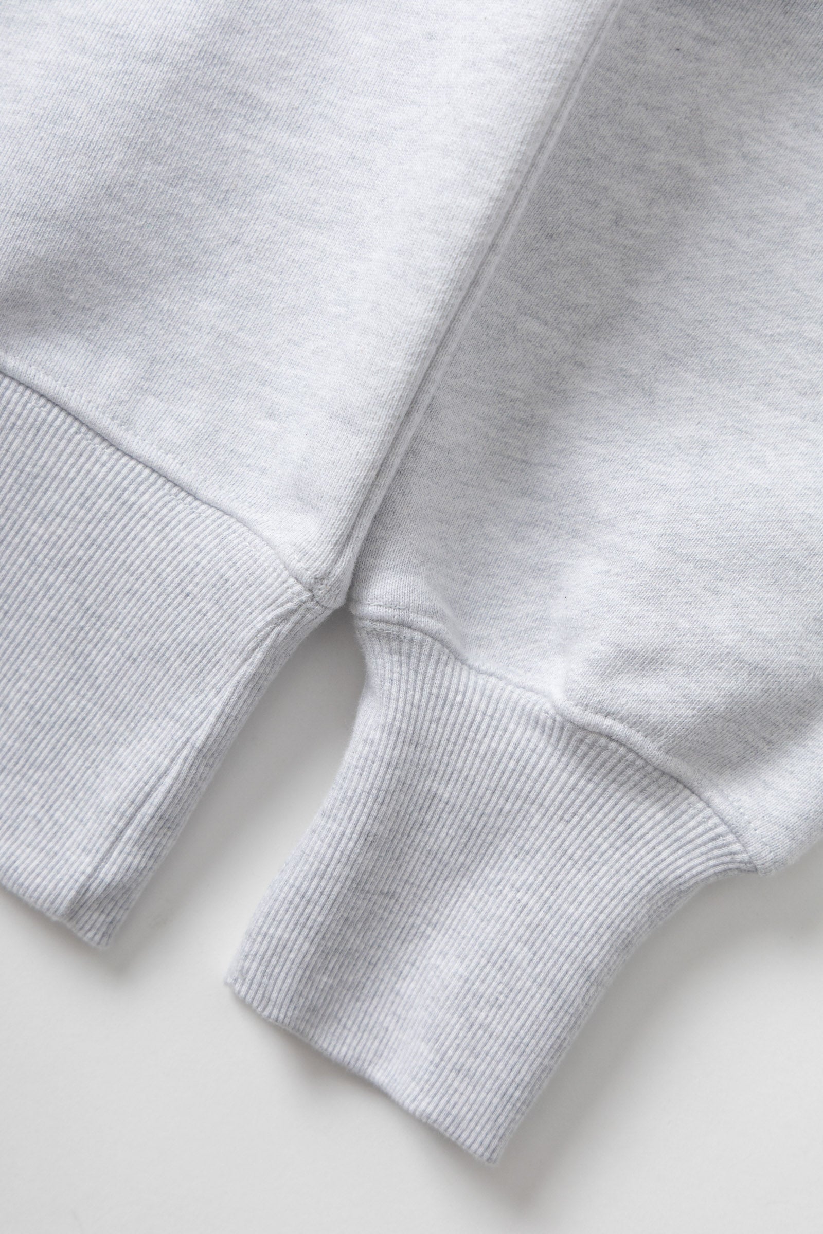 SW227-InBloomCrewneck-Ash-3