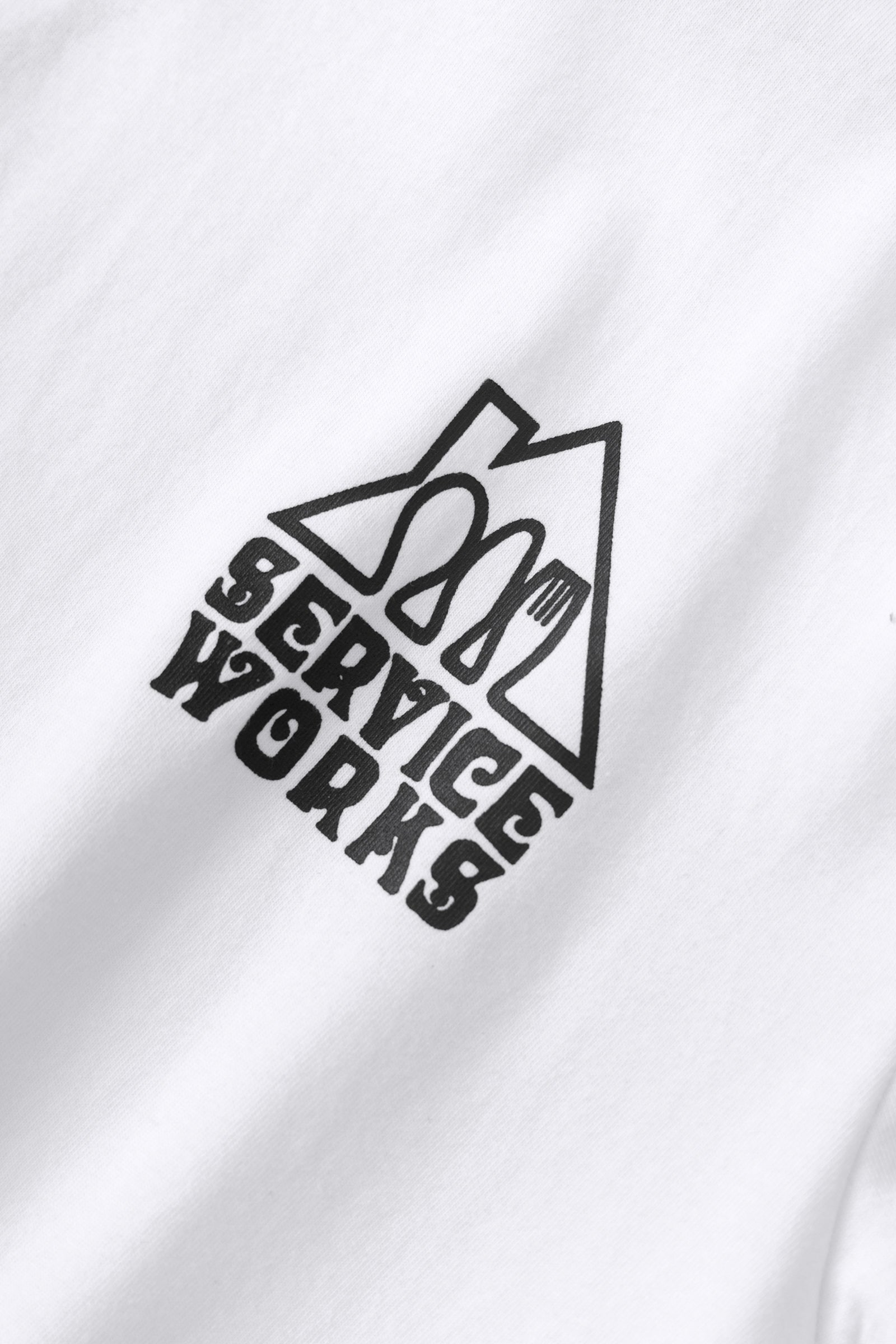 SW228-HomeComfortsTee-White-05