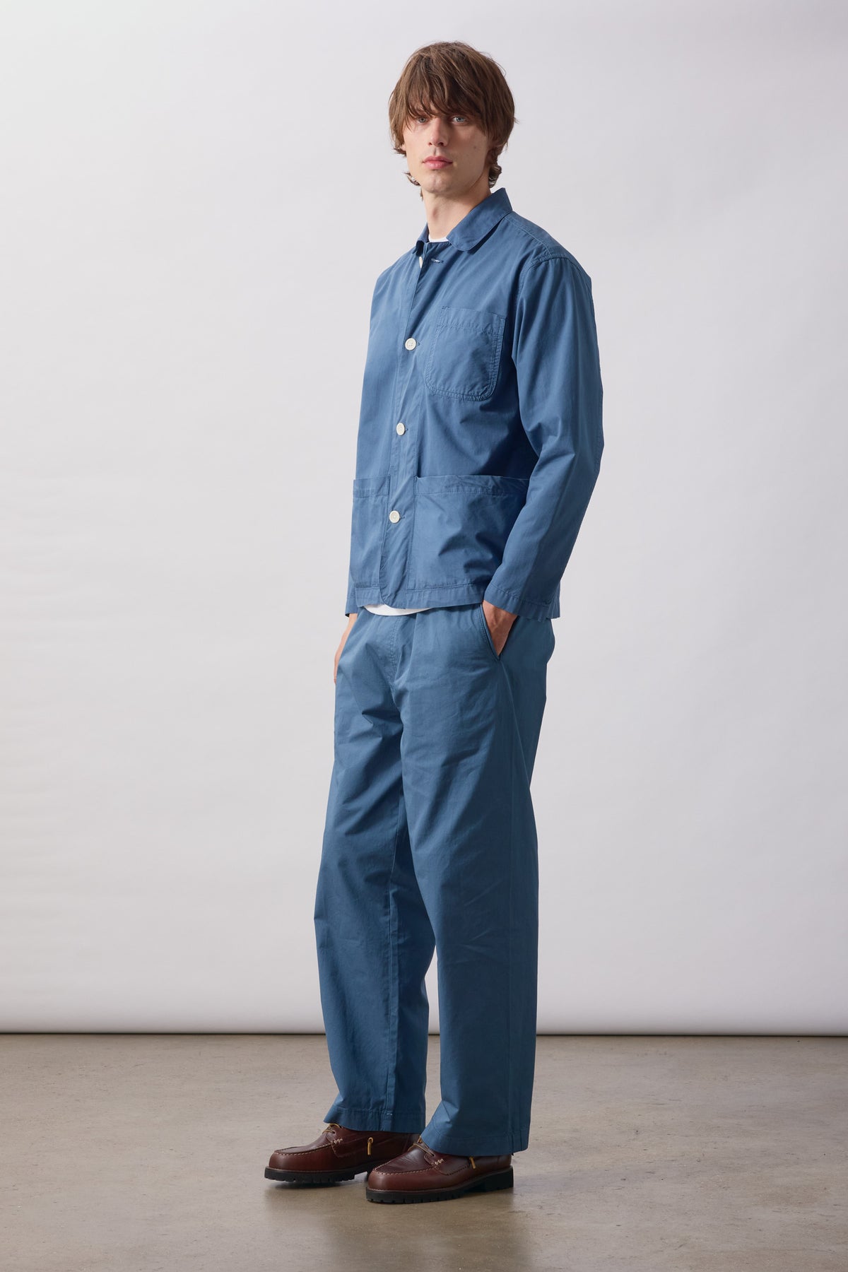 SW332-TechTwillEasyChefPants-Slate-3-OnModel