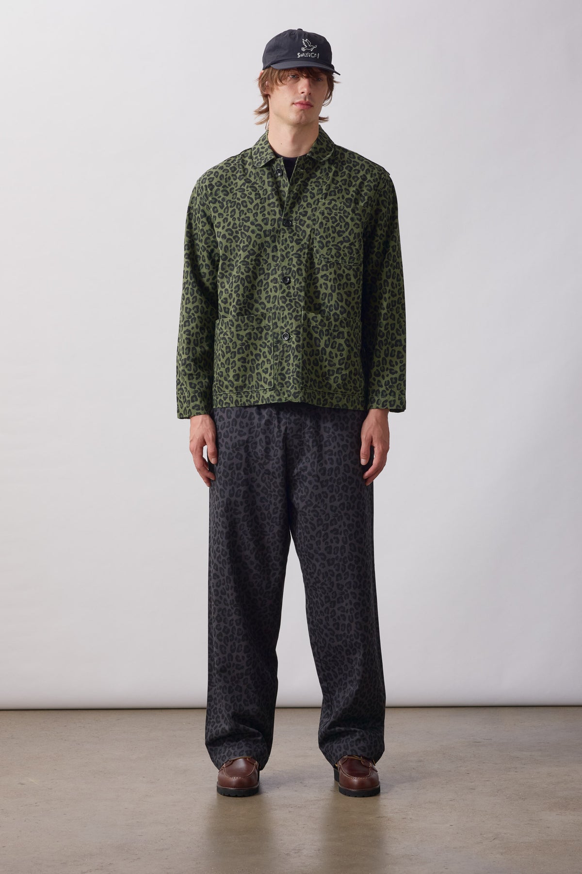 SW333-PatternedEasyChefPants-BlackLeopard-1-OnModel