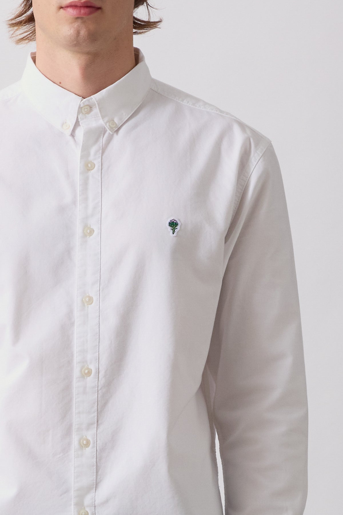 SW355-ArtichokeOxfordShirt-White-1-OnModel
