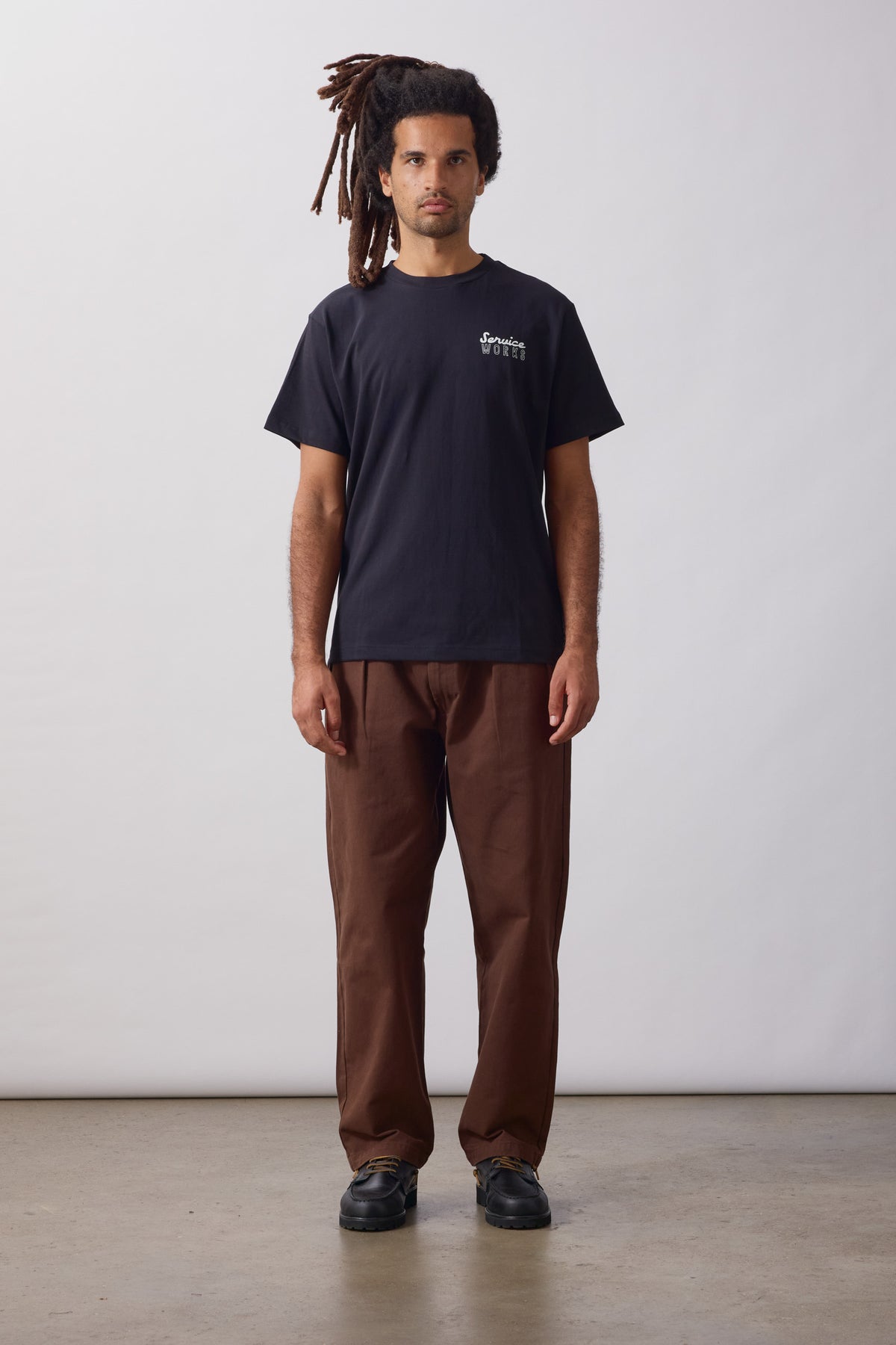 SW372-EatingAdventuresTee-Black-1-OnModel