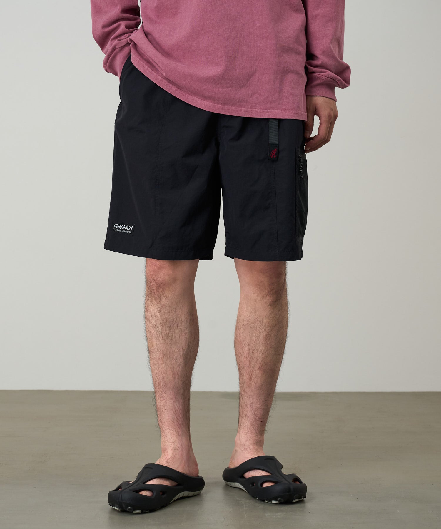 Guide Shorts Black by LE.SHOP – on model fit view