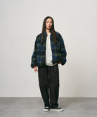 G2SW-P090_BLACK_fitting_W4