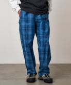 G5FM-P076_INDIGOCHECKEREDPLAID_fitting_M4