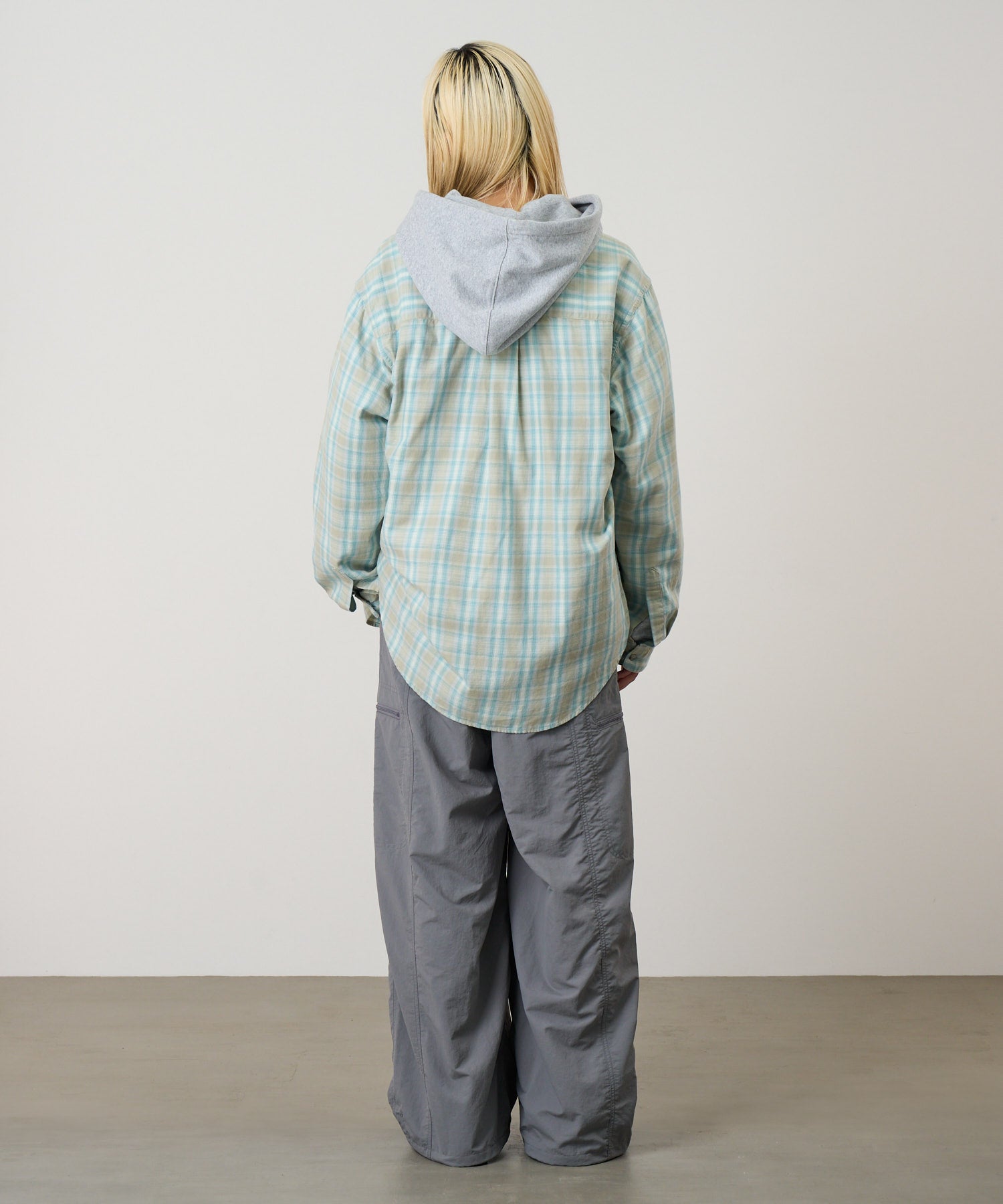 G5FW-P143_GREY_fitting_W3