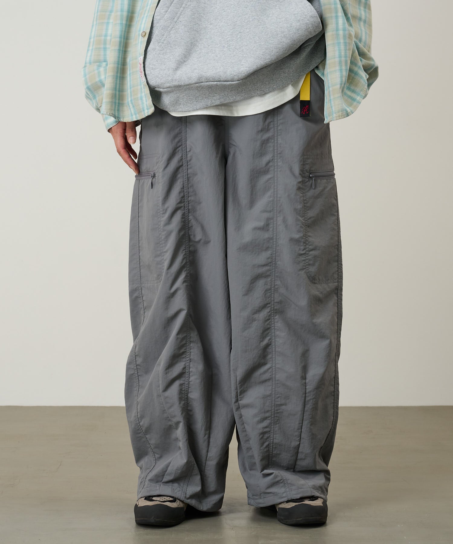 G5FW-P143_GREY_fitting_W4