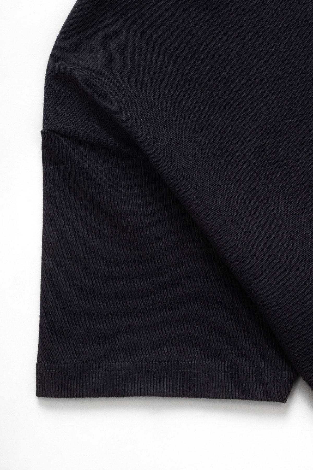 PG002-SuperweightTee-Black-4-Web