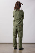 SW001-ClassicChefPants-Olive-2-OnModel