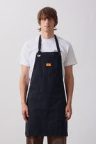 SW034-CanvasApron-Black-1-OnModel