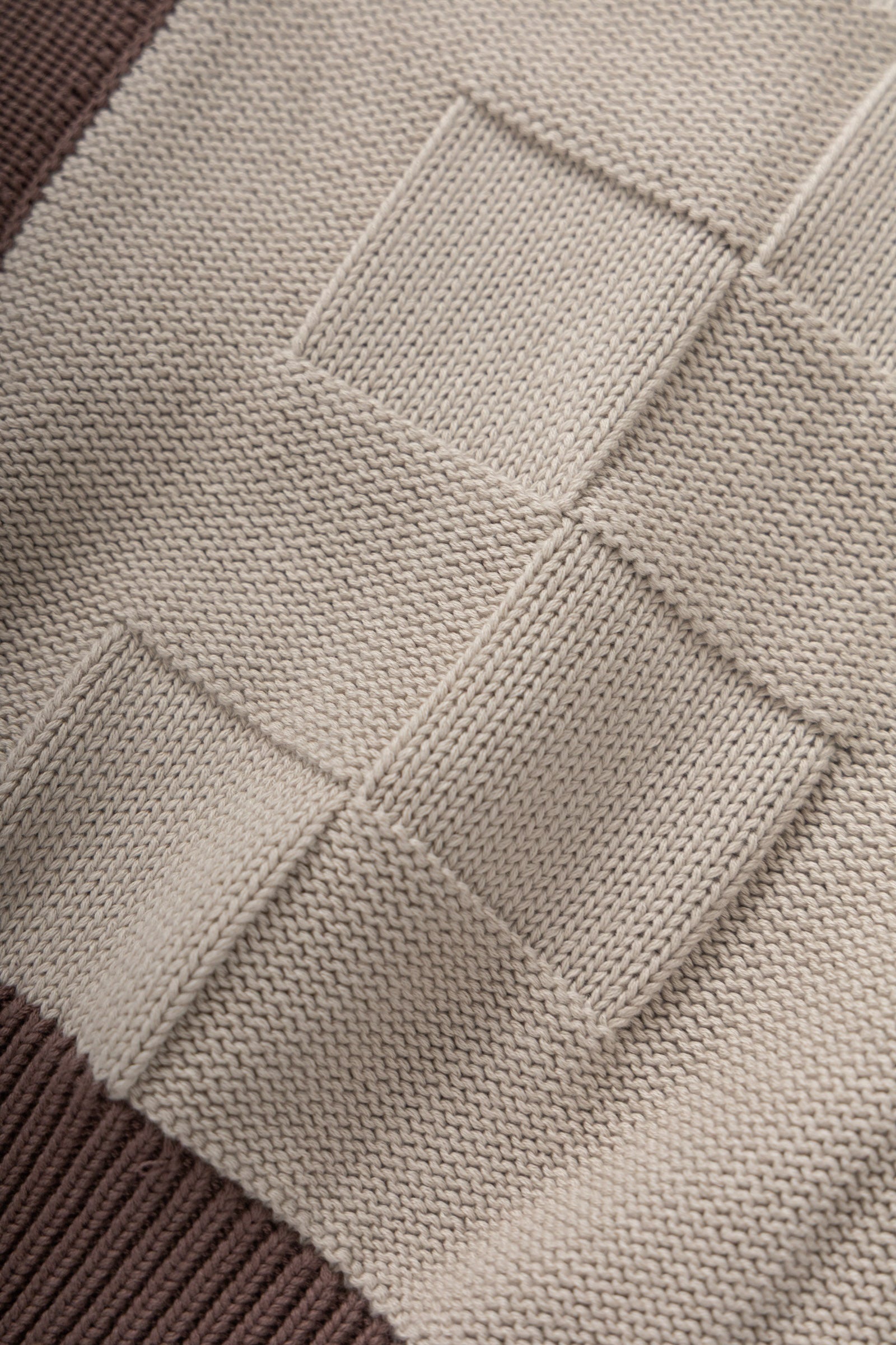 SW222-CheckPanelCardigan-Mushroom-03