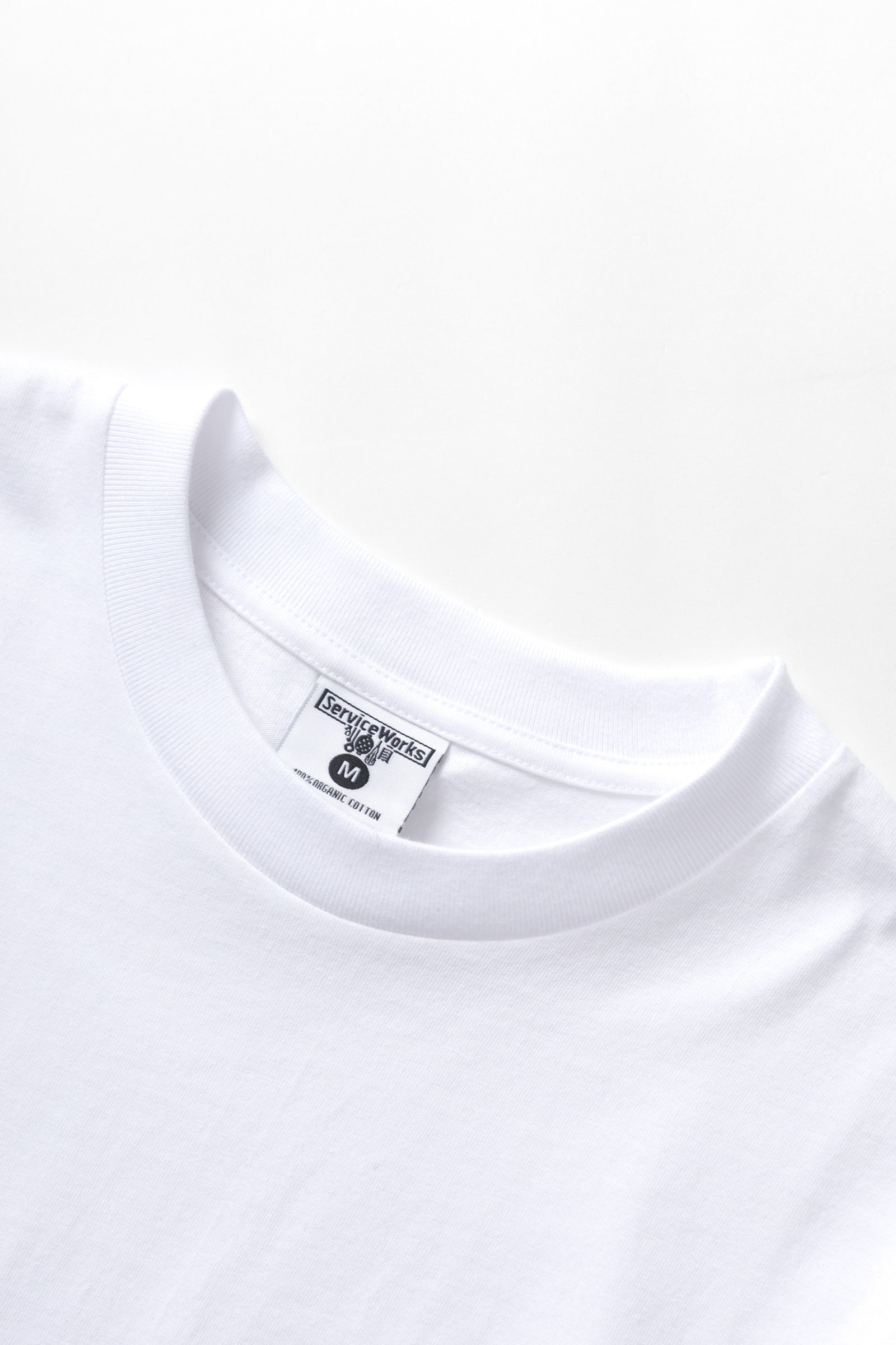 SW228-HomeComfortsTee-White-04