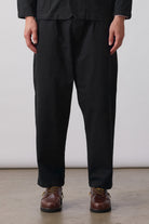 SW336-TwillPart-TimerPants-Black-1-OnModel