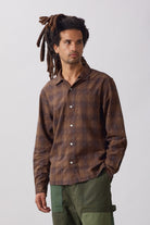 SW356-DragStitchResortShirt-Brown-2-OnModel