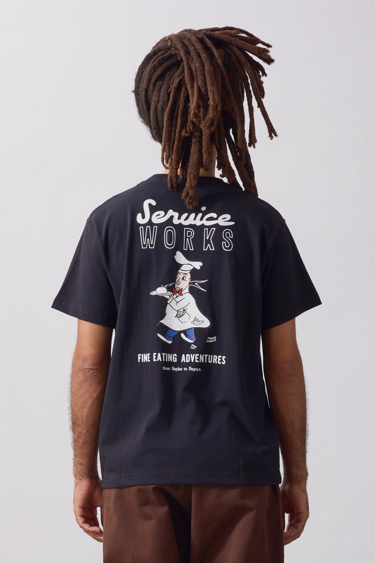 SW372-EatingAdventuresTee-Black-2-OnModel