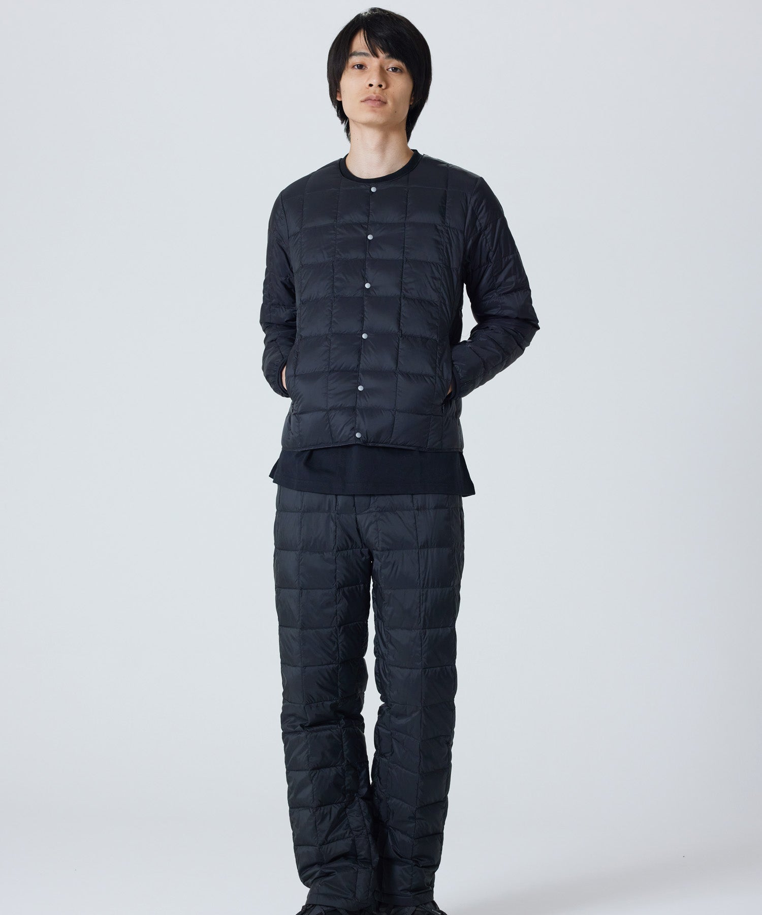 TAION-104_-BLACK_SETUP_M