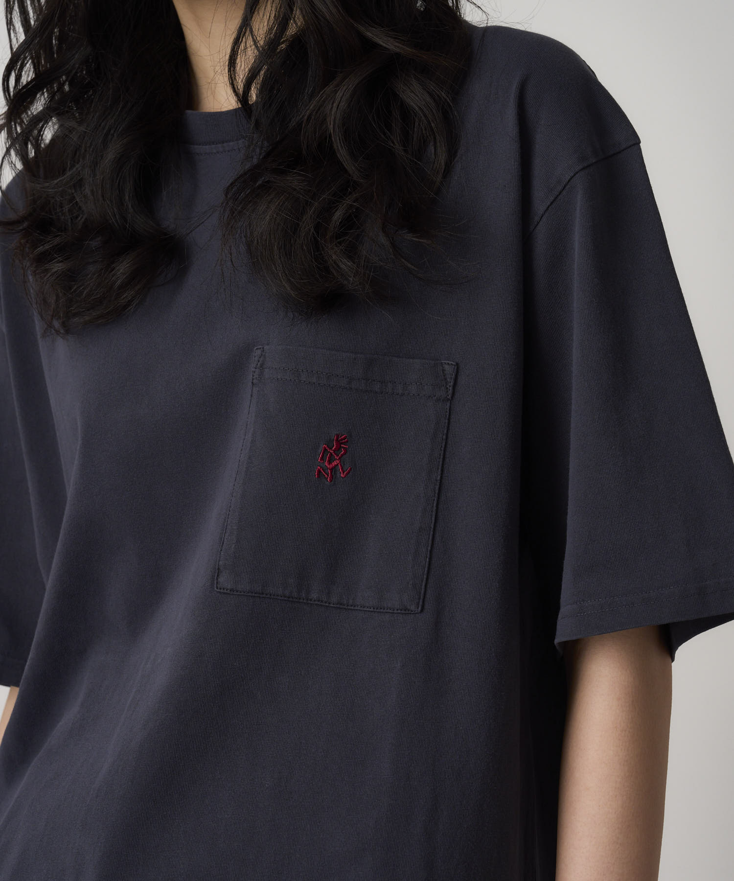 Gramicci One Point Tee Navy Pigment cotton T-shirt with embroidered chest logo and relaxed fit