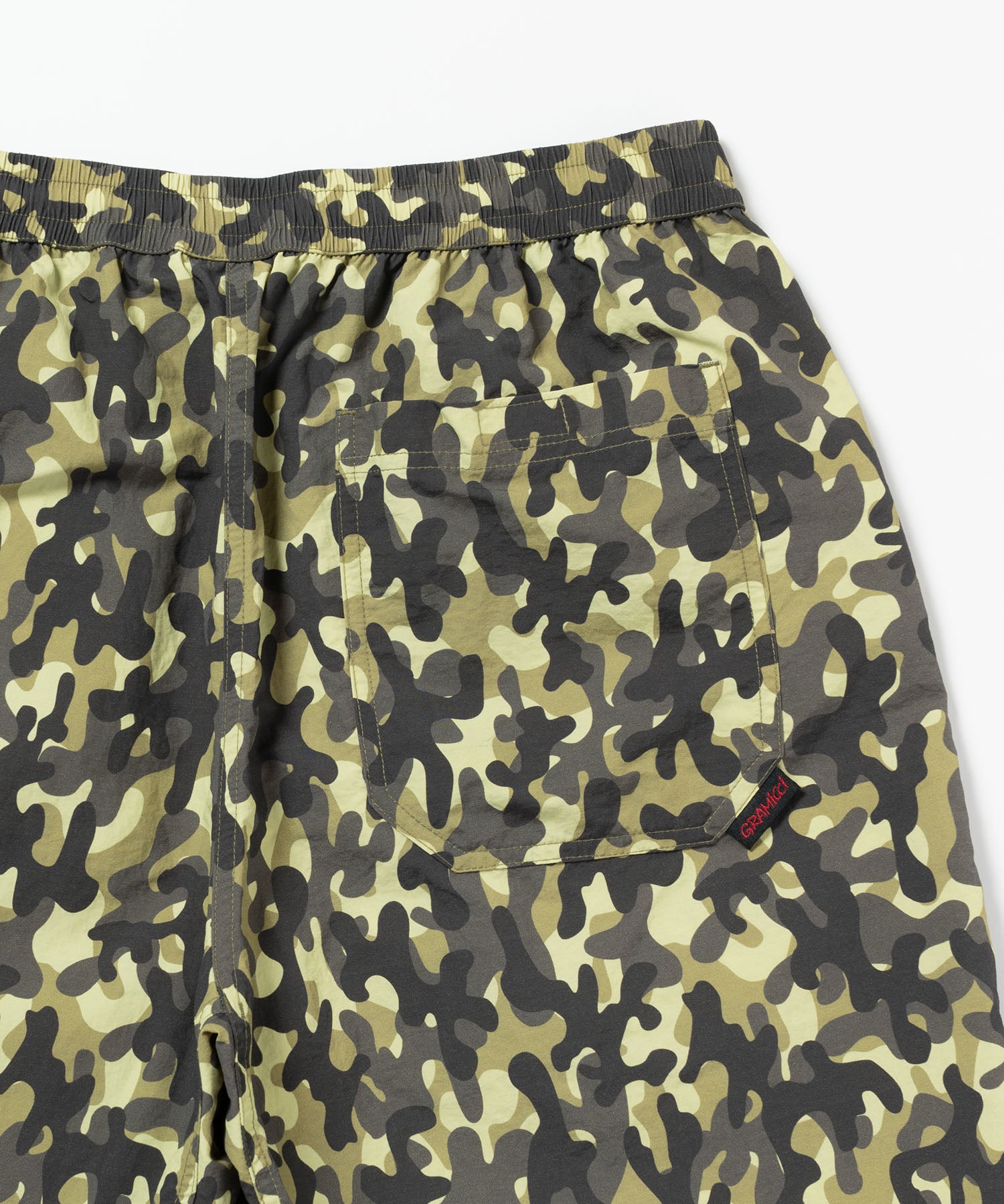 Nylon Reef Shorts Olive Camo by LE.SHOP – fabric detail angle close-up
