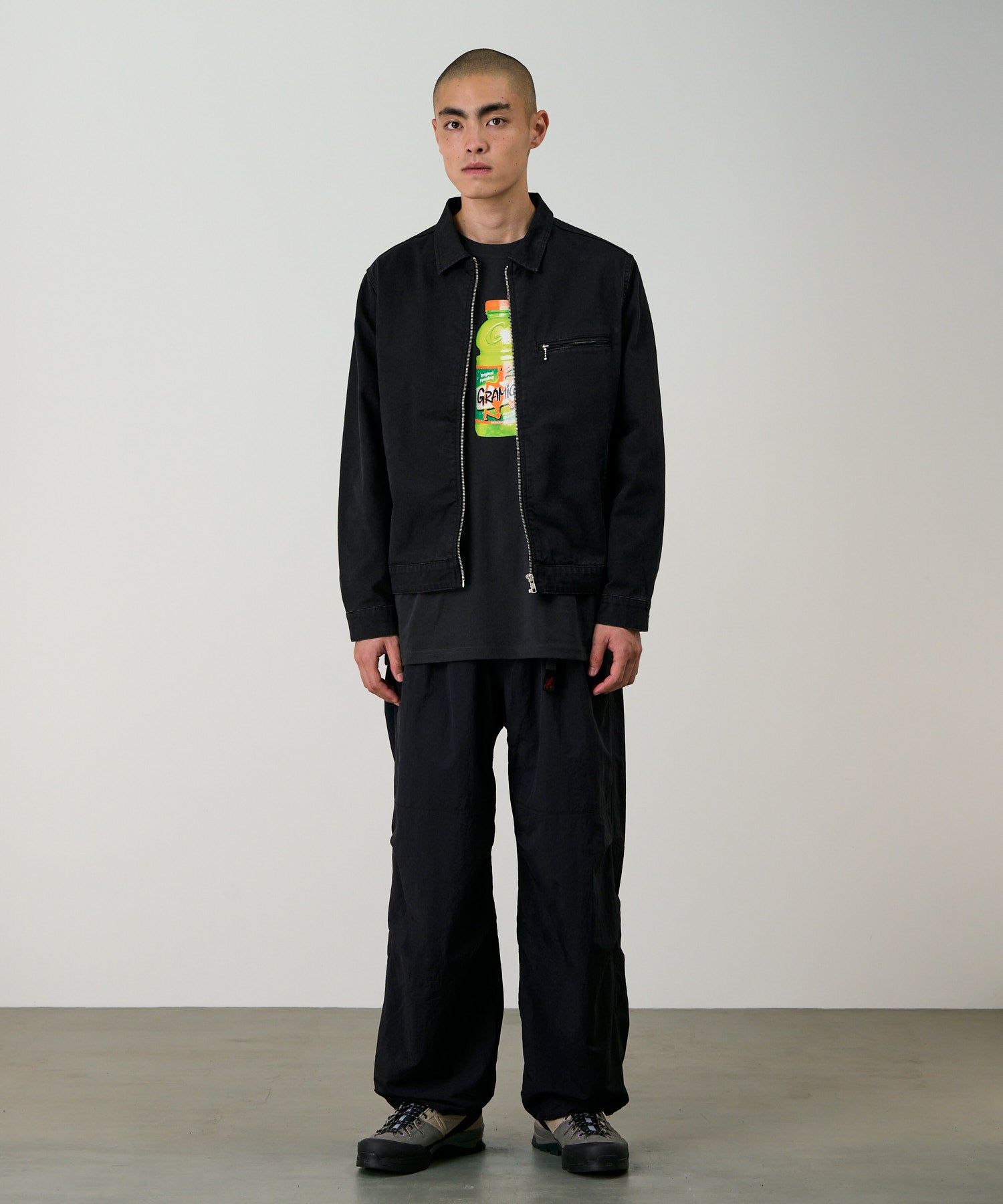 LE.SHOP Nylon Trek Pant Black utility pants worn on model side view streetwear fit
