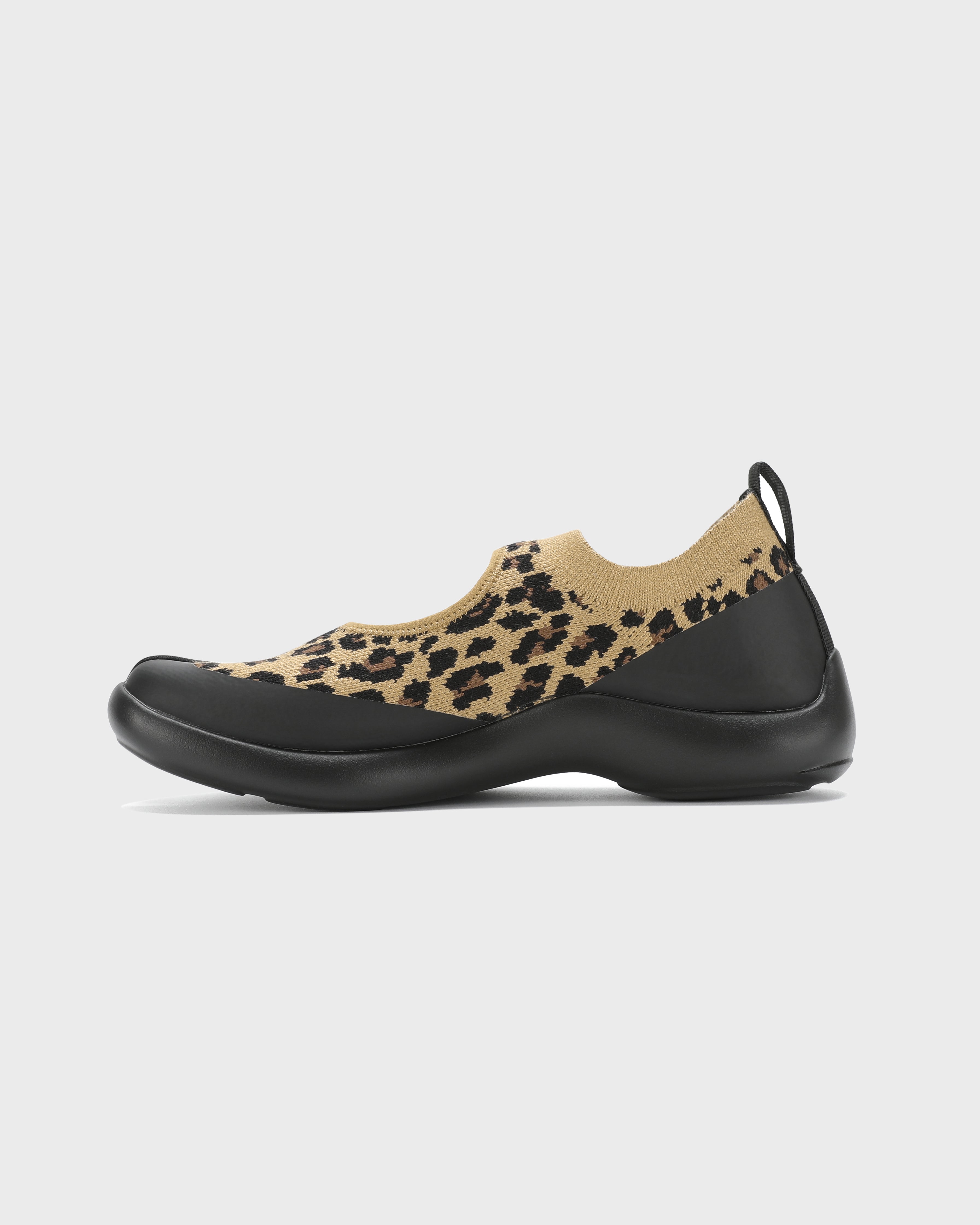 Side view of Brown Leopard Tabi sandals showing split toe design and lightweight sole