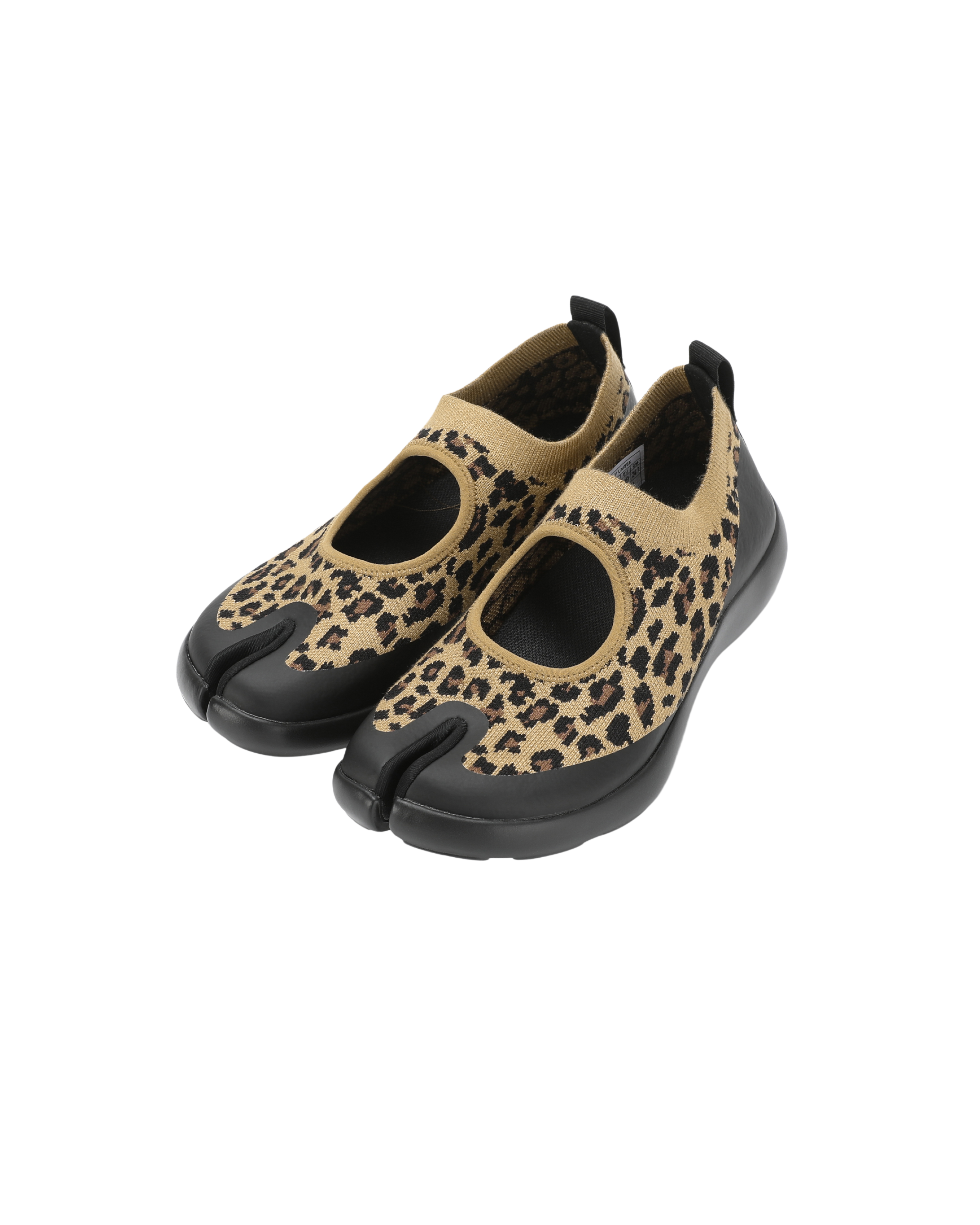 Brown Leopard Tabi sandals with split toe design and lightweight sole on a white background